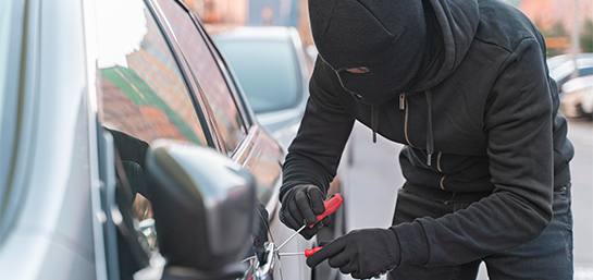 ¿Cubre el seguro el robo en el interior del coche?